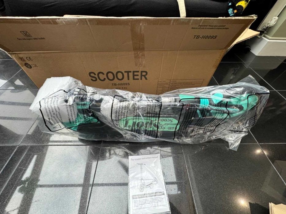 TENBOOM Тротинетка за деца на възраст 8-12 години, възрастни,до 100 кг