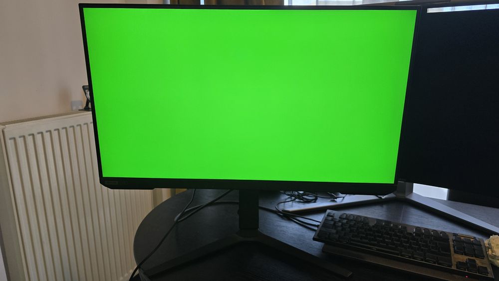 Monitor Samsung Odyssey G7 28' 4k 144hz office/gaming