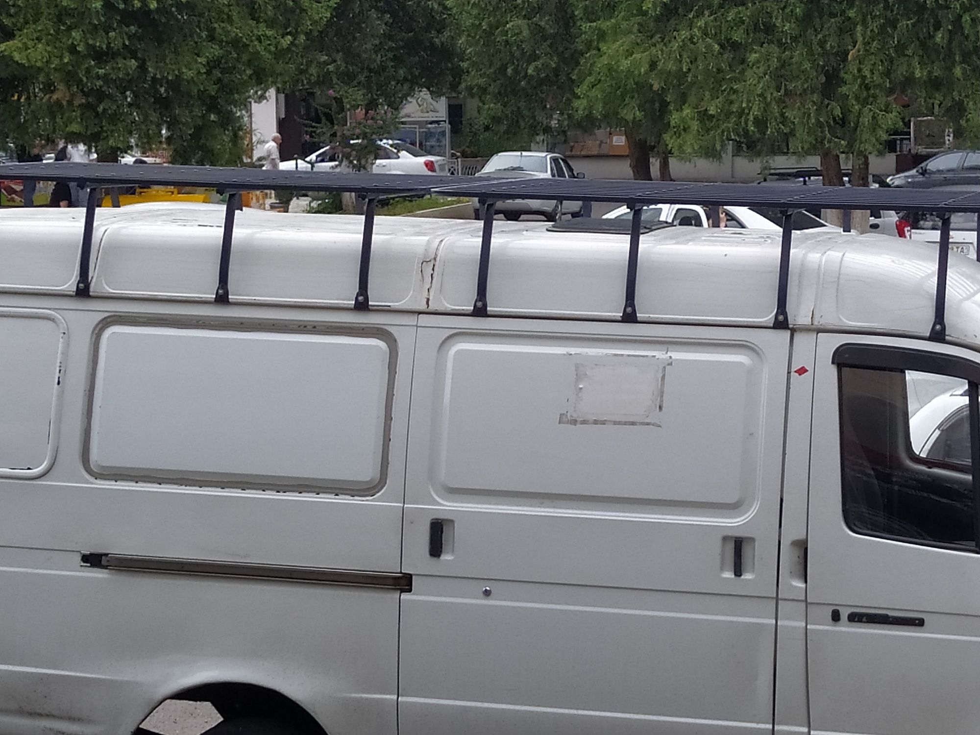 Перевозка грузов на Газели с багажником на крыше салон кузов длина 3.2