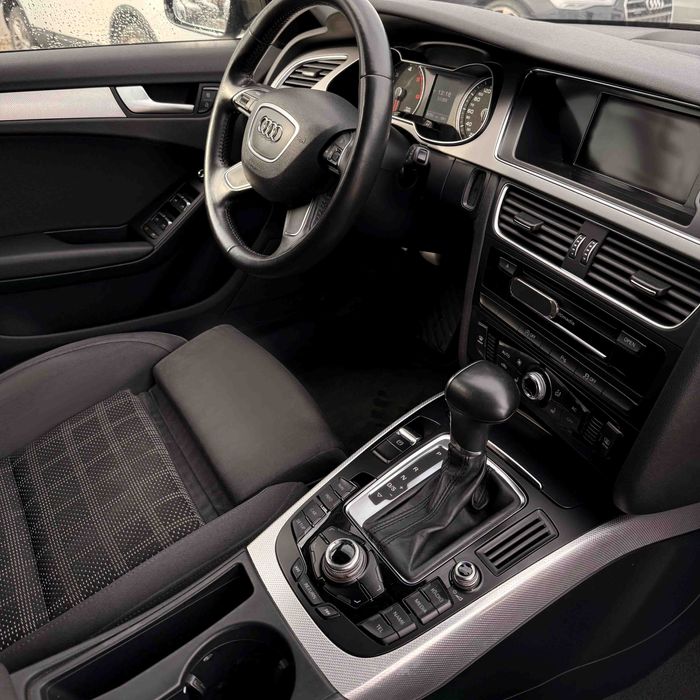 Audi A4 FACELIFT 2.0 diesel AUTOMAT