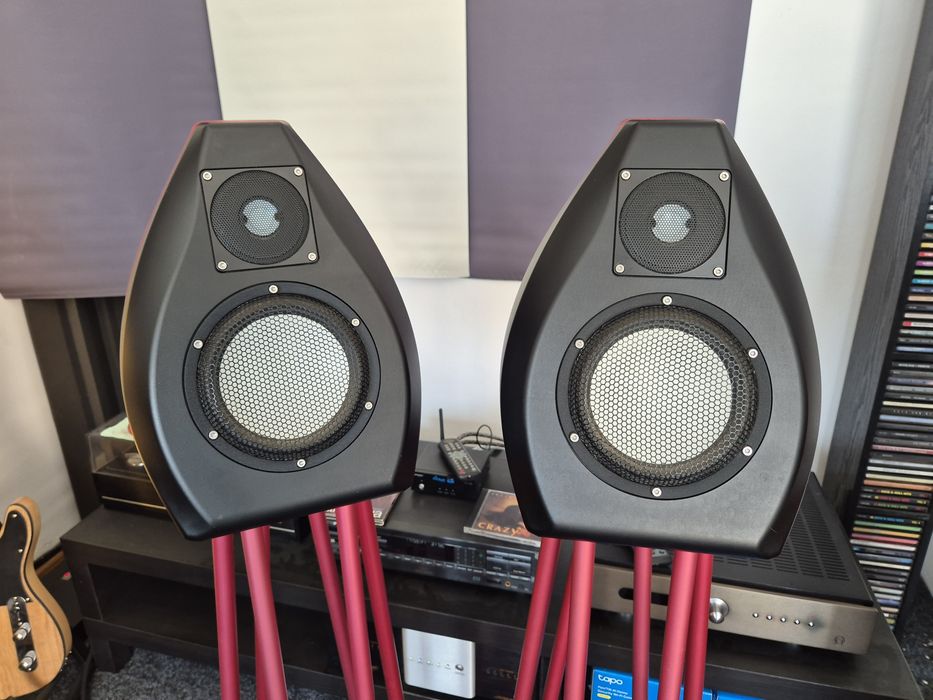 Metaxas & Sins Macrophones Boxe Ultra High End