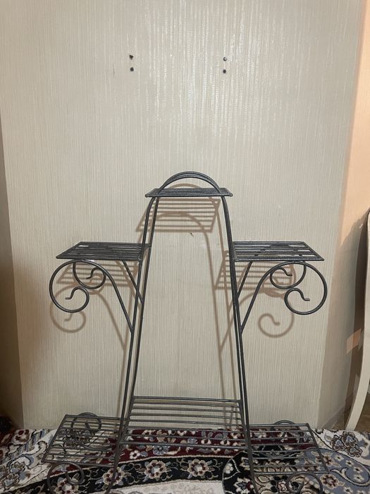 Подставка для цветы