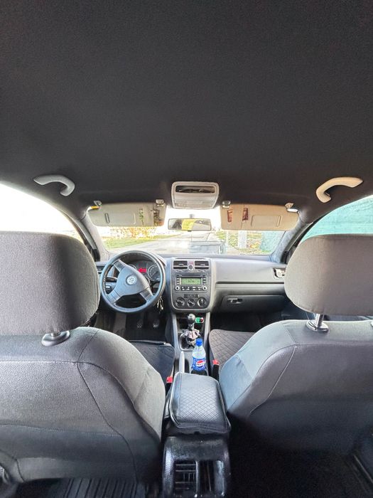 Golf 5 1.6 mpi vanzare urgenta