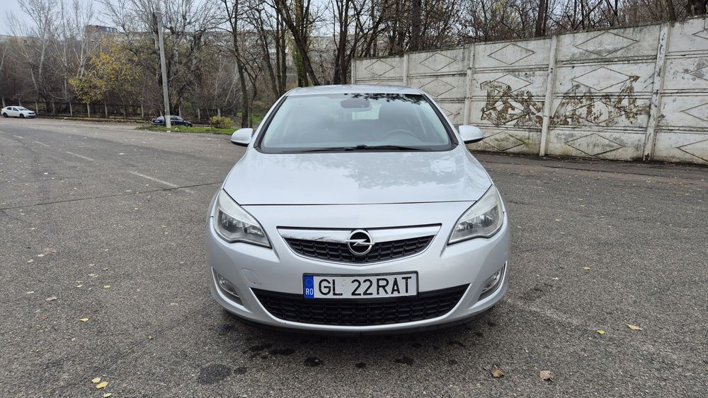 Opel Astra J 1.7 110 CP