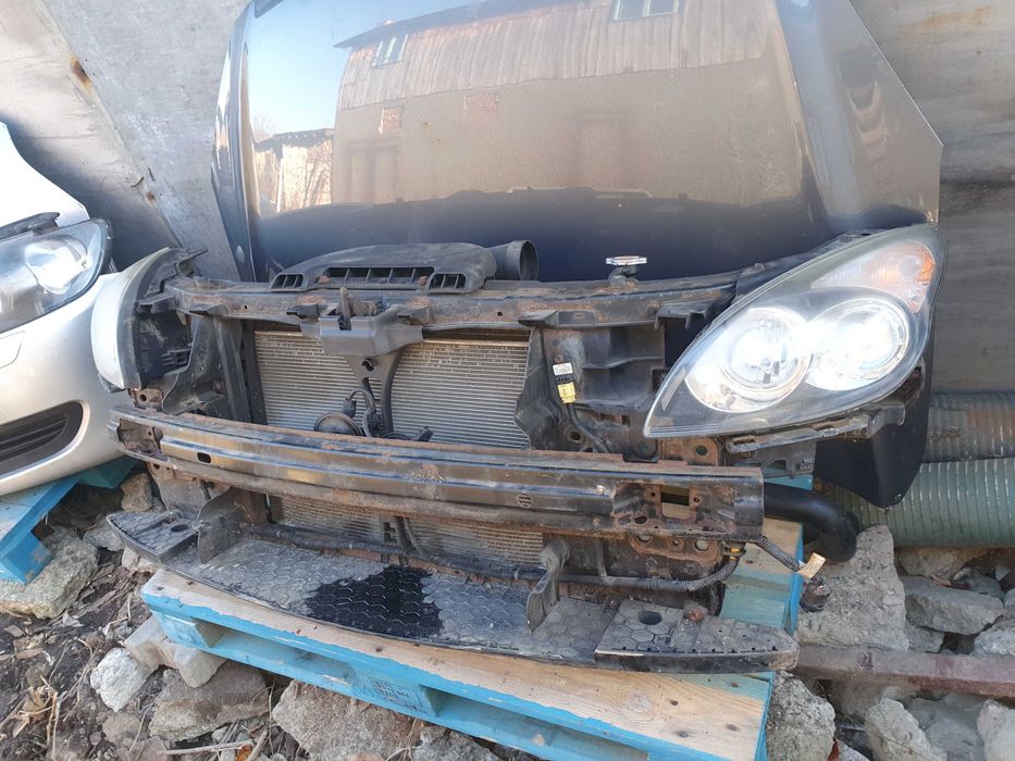 Fata Hyundai I30 capota bara i30 far i30