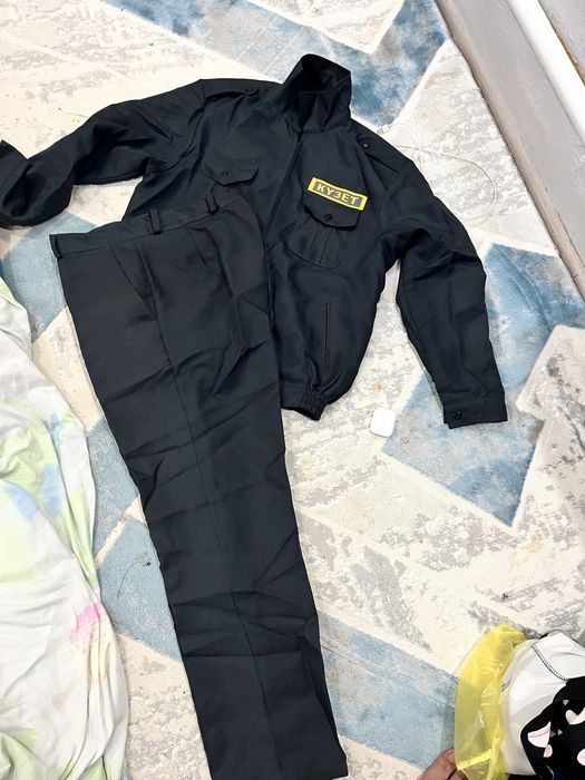 Форма охраника серый