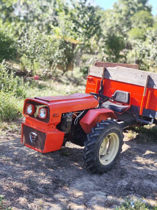 Tractor Valpadana