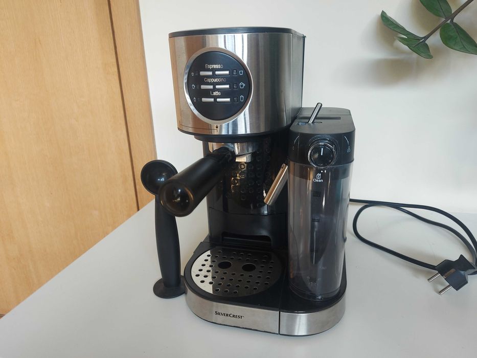 Еспресо машина Silver Crest