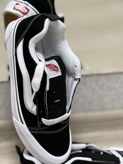 Кецове Vans Knu Skool