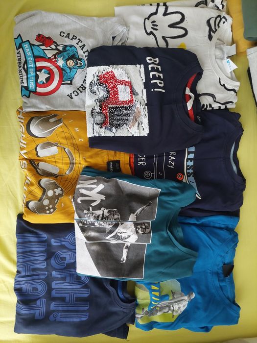 Запазени дрехи за момче. Размерите са 134-140