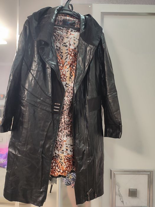 Пальто б/у демисезонное  кожзам