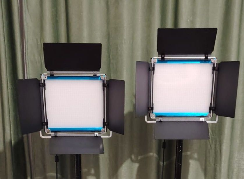 Lumini foto-video Neewer bicolor 660