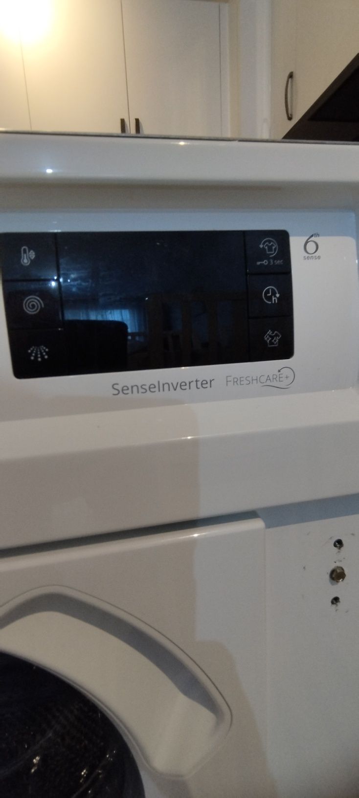 Пералня за вграждане Whirlpool BI WMWG 71483E EU N