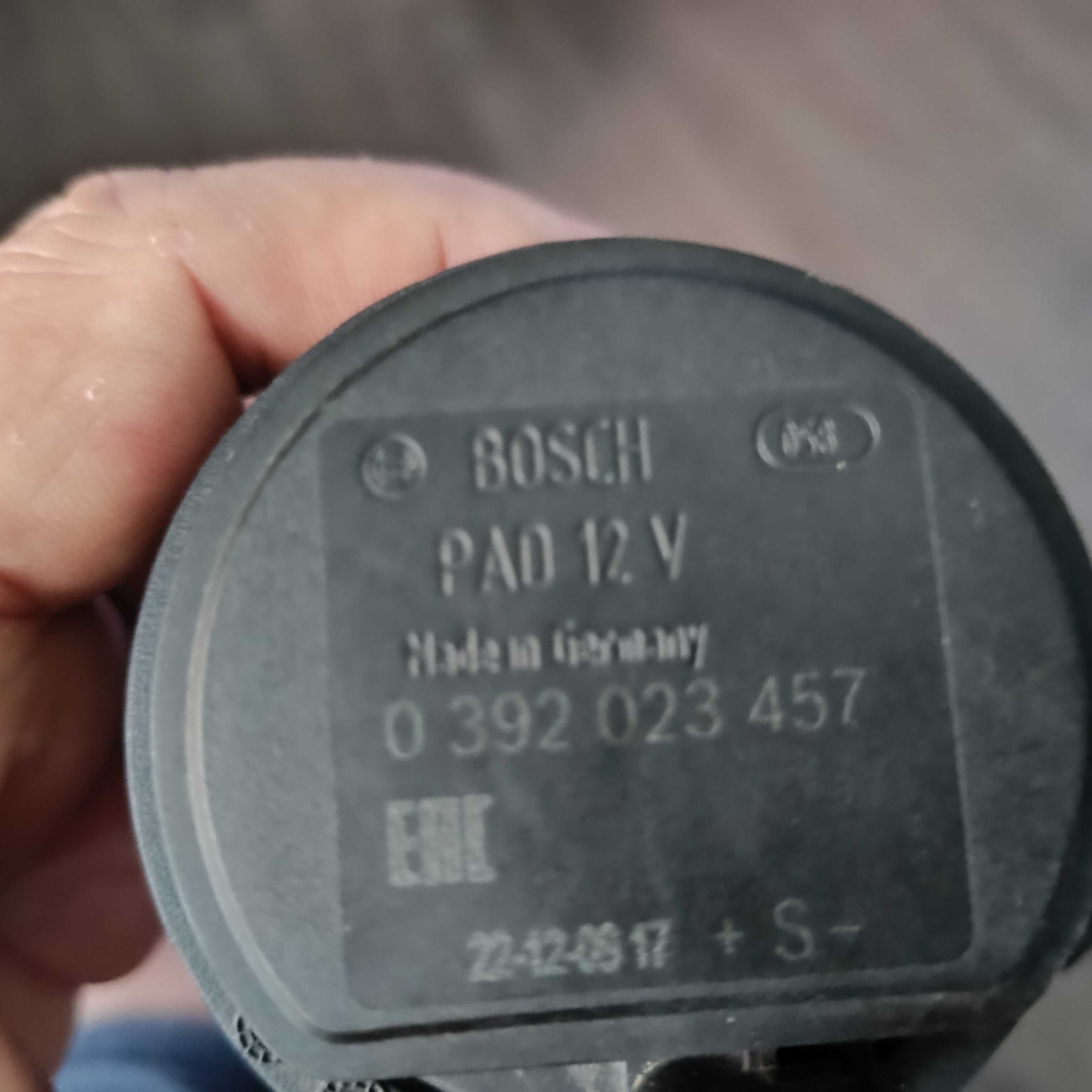 Цирколационна водна помпа BOSCH за Мерцедес GLC