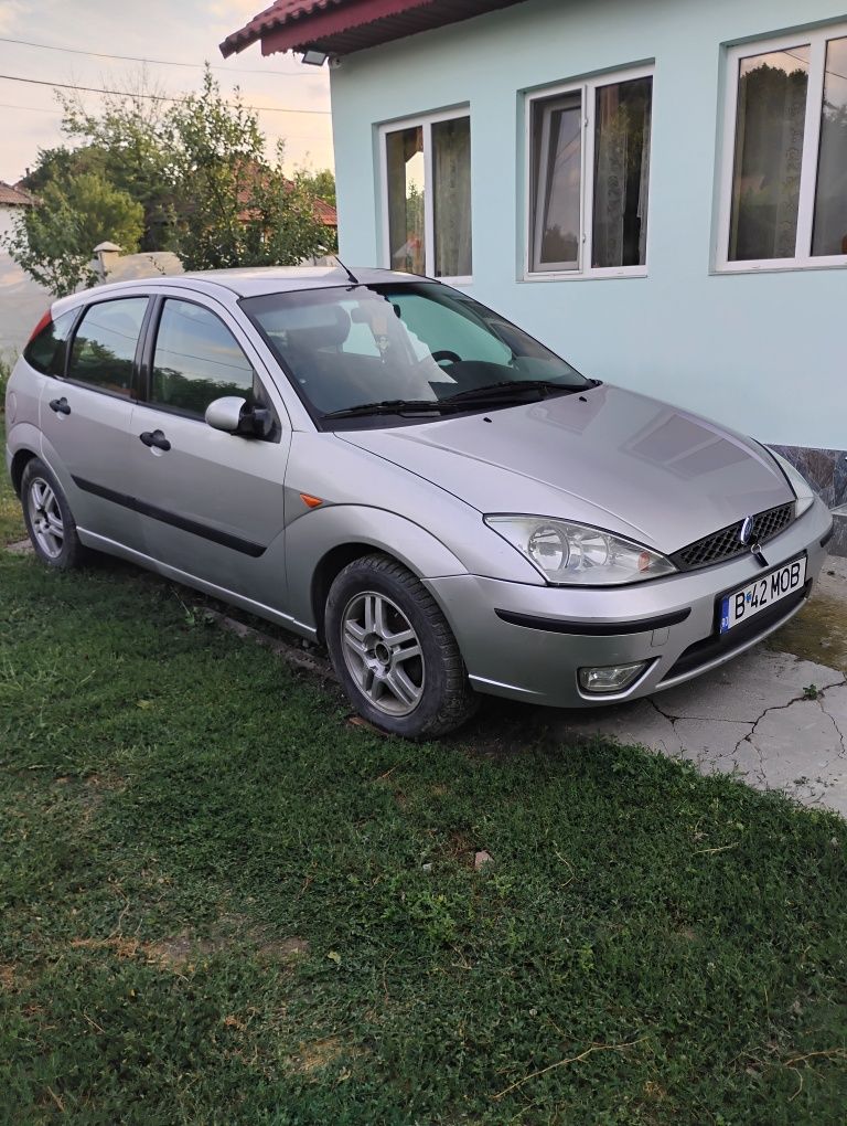 Ford focus 1 1 8 tdci an 2003 noembrie