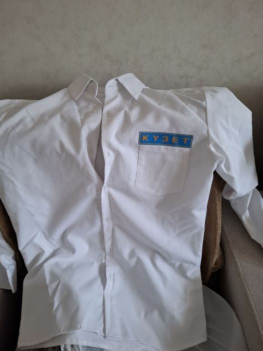 Продам рубашку кузет белая