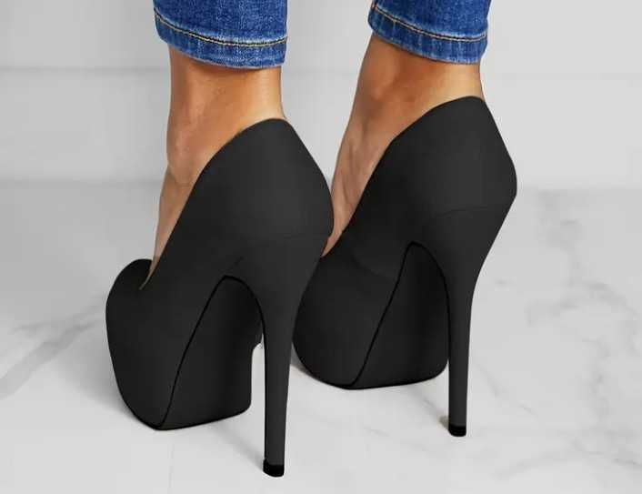 Стилни елегантни обувки