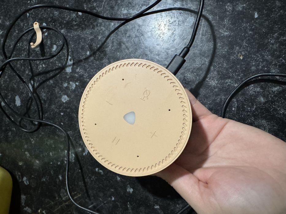 Алиса продается