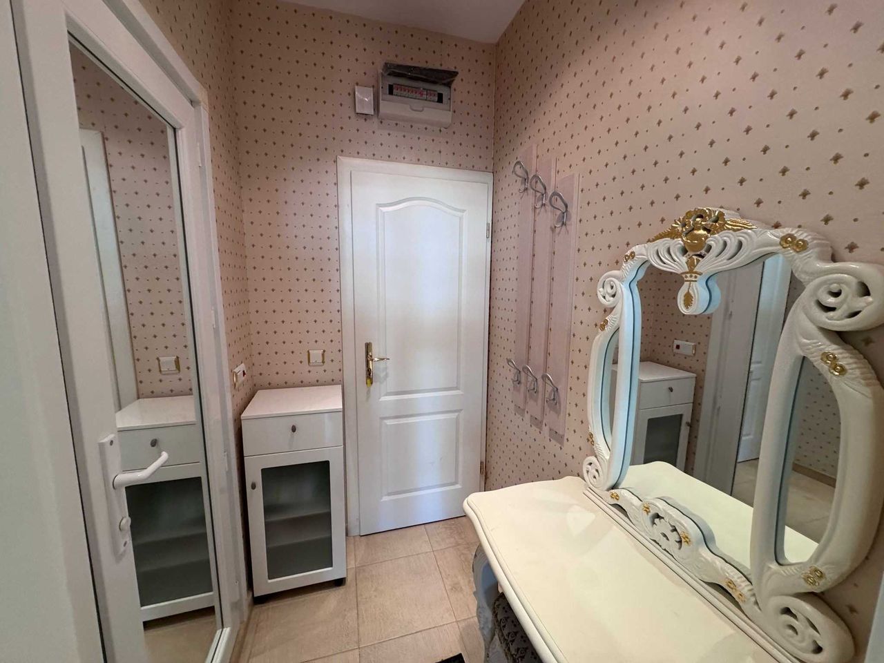 Продава се Едностаен апартамент в к.к. Елените - 31 кв.м за 1288 €/кв.м - Снимка #5