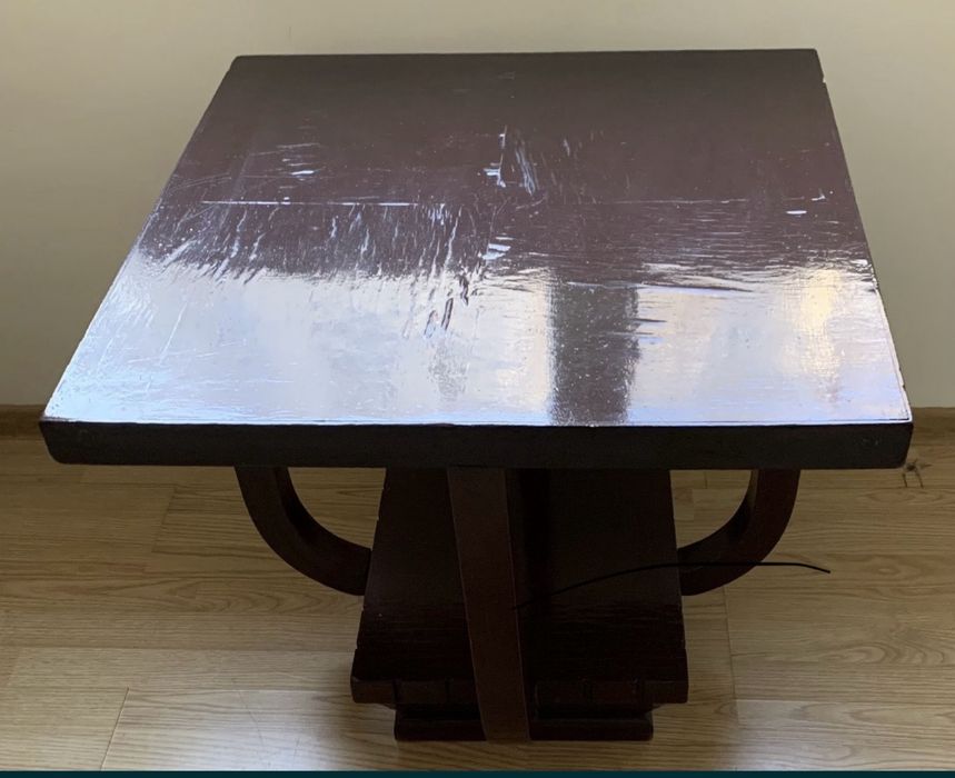 Masuta art-deco veche de 70 ani