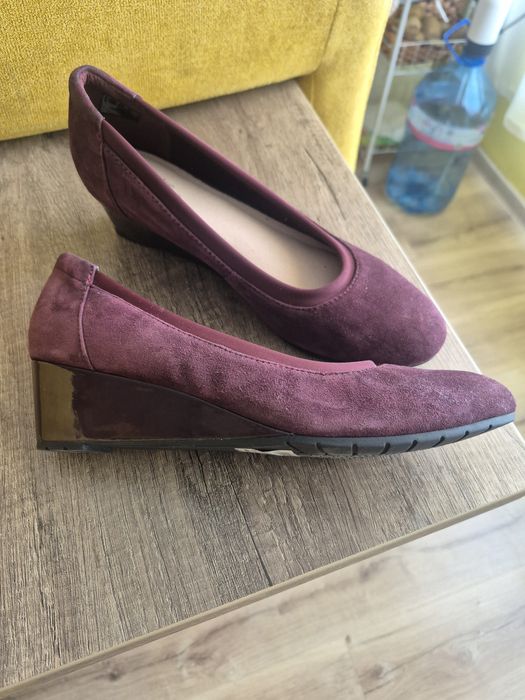 Чисто нови дамски обувки Clarks
