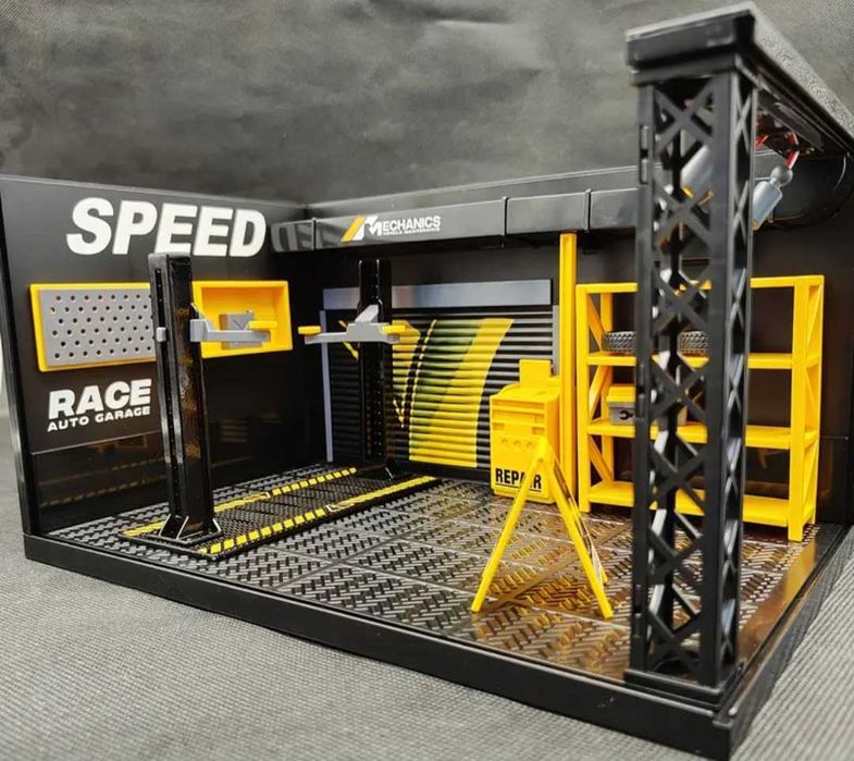 Гараж диорама за 1/24 нова с диоди