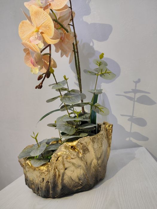 Сунъий гуллар ва туваклар