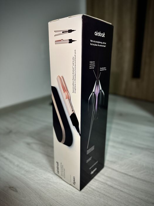 Placa de Par Dyson Airstrait HT01 noua. Ideal cadou