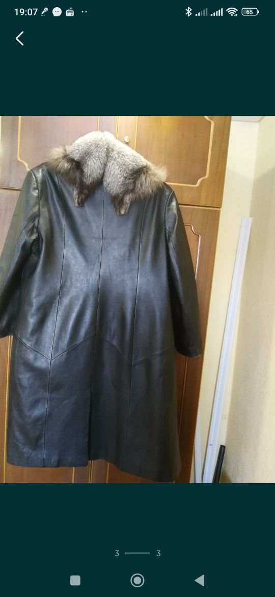 Продам кожаное пальто 58 размера