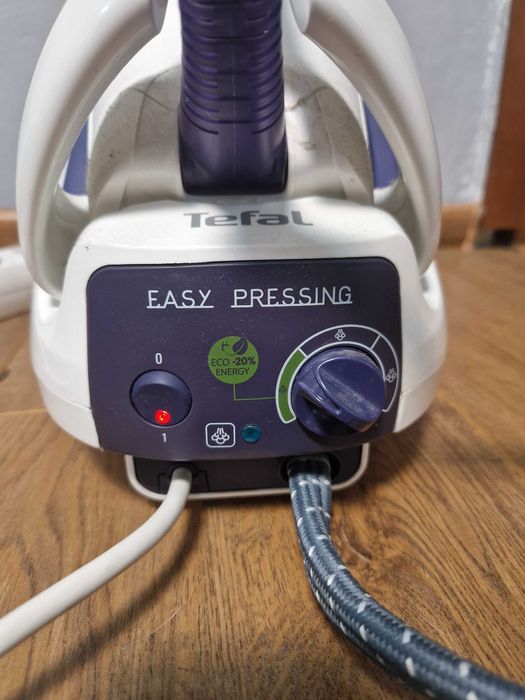 Statie de calcat tefal