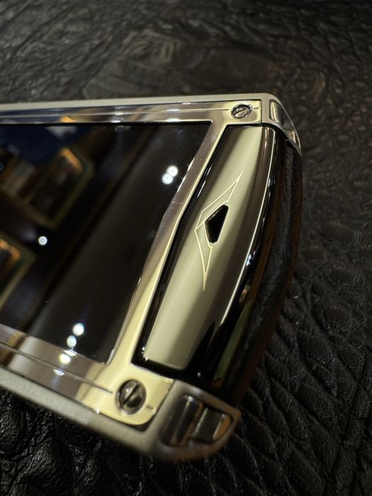Vertu Constellation Ayxta Aligator