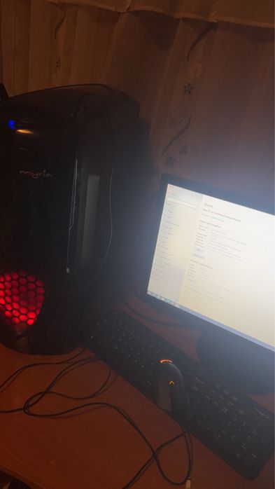 Sistem PC Gaming Ryzen 3 + GTX 1050 Ti + Monitor + Tastatură/Mouse