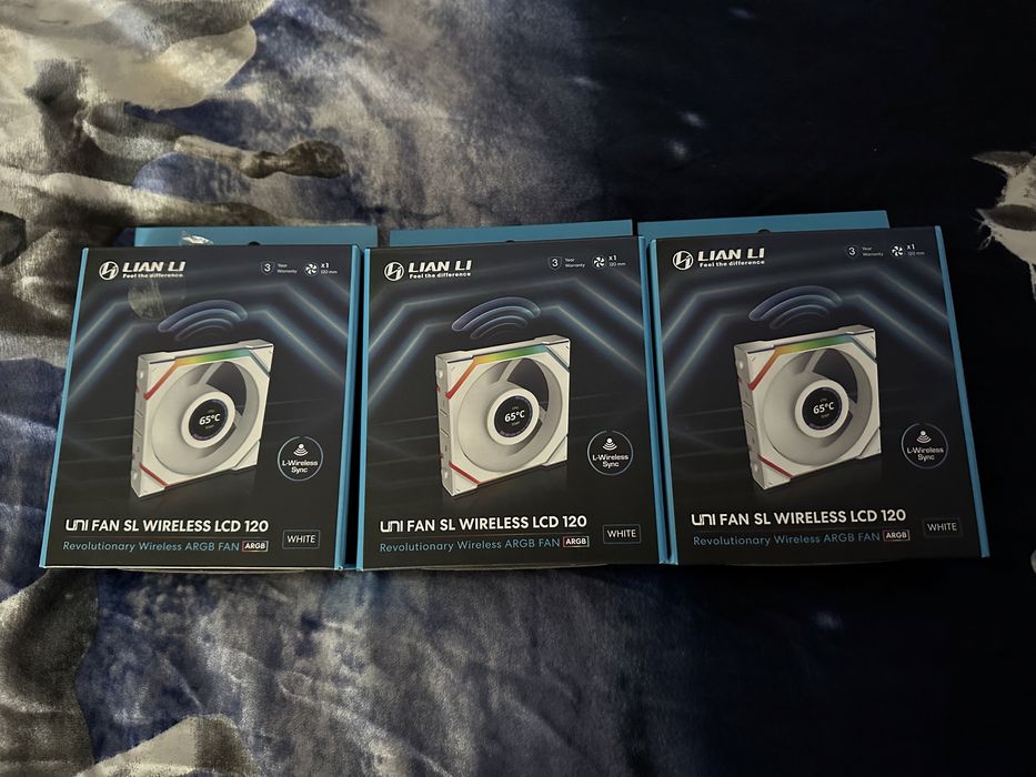 Lian Li Uni Fan Wireless LCD 120