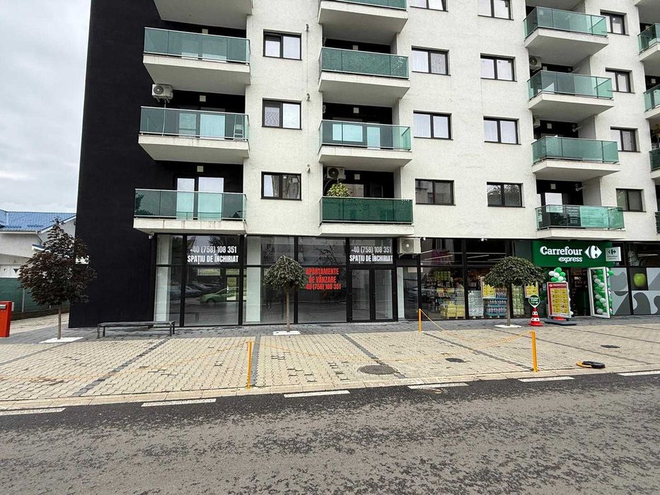 Oferim spre  inchiriere spatii comerciale in bloc nou