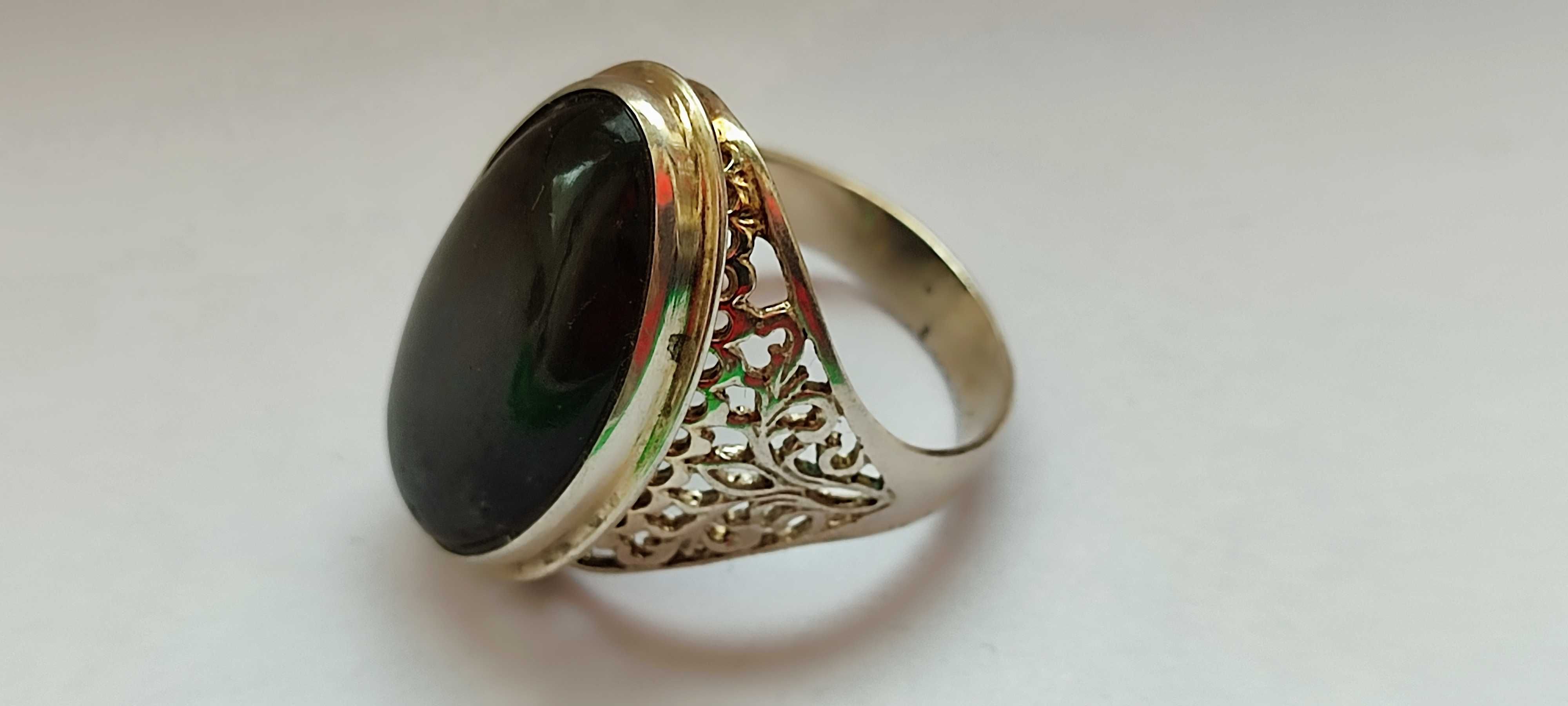 Красивое серебряное кольцо с камнем ЛАБРАДОРИТ