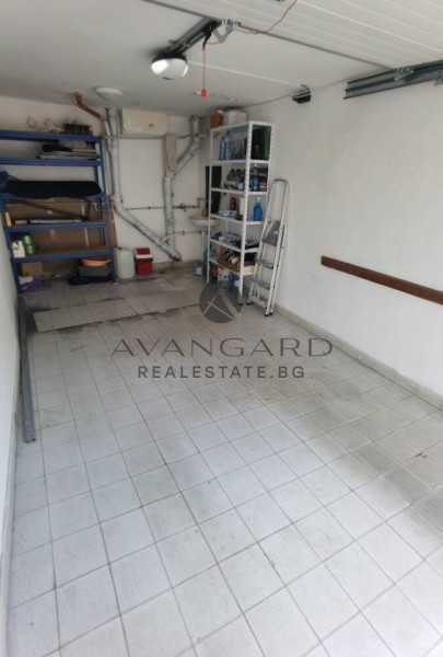 Продава се Гараж / Паркомясто в Пловдив, Тракия - 18 кв.м за 1695 €/кв.м - Снимка #1