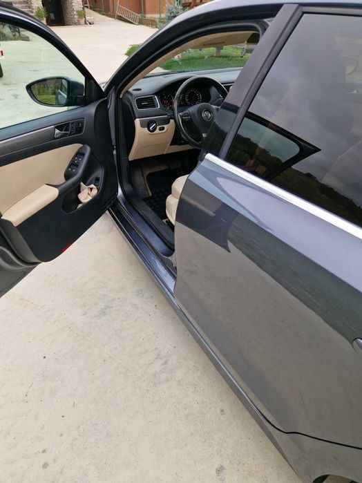 Vw jetta diesel, automată.