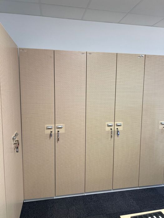 Dulap birou cu închidere, 90x45x216 cm – model elegant și rezistent