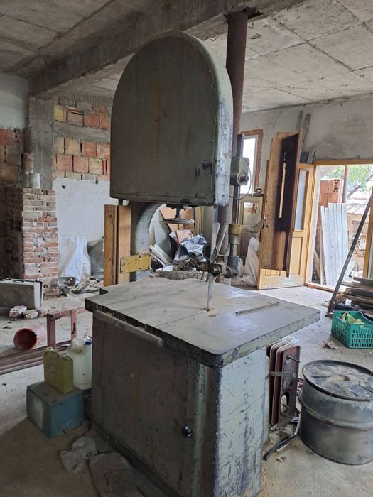 2 броя Банциг  за 1500 лв. -  намират се в гр. Сливен