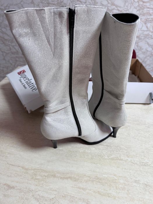 Cizme noi, elegante, comode, albe, cu toc, marime 41