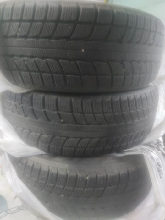 Зимние шины б/у в хорошем состоянии.