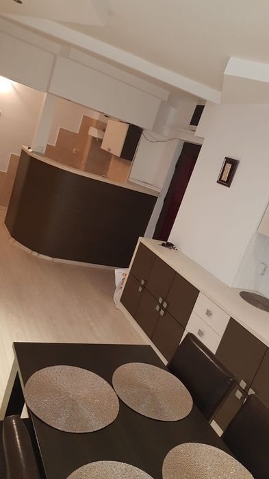 Inchiriez ap 3 camere Str. Marasesti