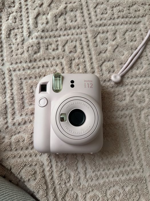 Фотоаппарат Instax mini 12