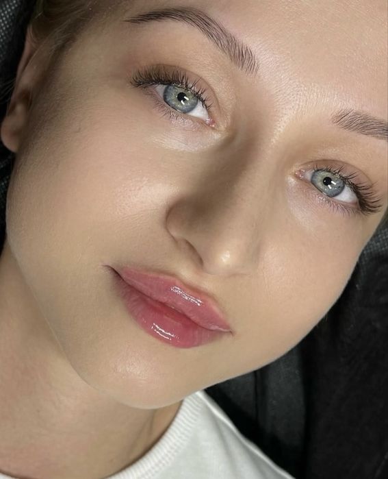 Увеличение губ.