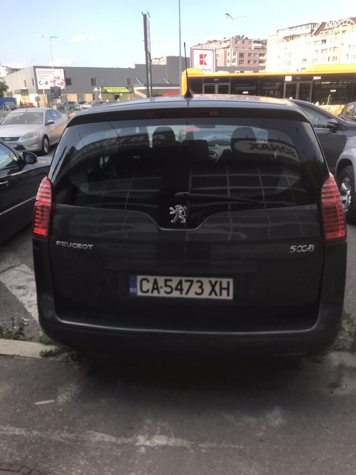 Peugeout 5008 ван