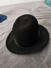 Vând pălărie neagra