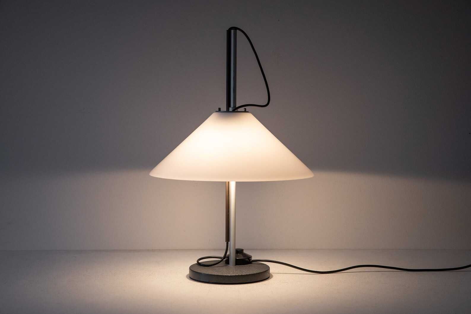 Настолна дизайнерска лампа Aggregato Tavolo Stelo - Artemide