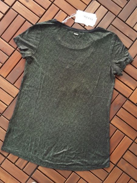 ПРОМО GUESS- L -Оригинална дамска тениска с пайети