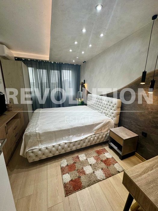 Продава се Тристаен апартамент в Пловдив, Кършияка - 80 кв.м за 2188 €/кв.м - Снимка #2