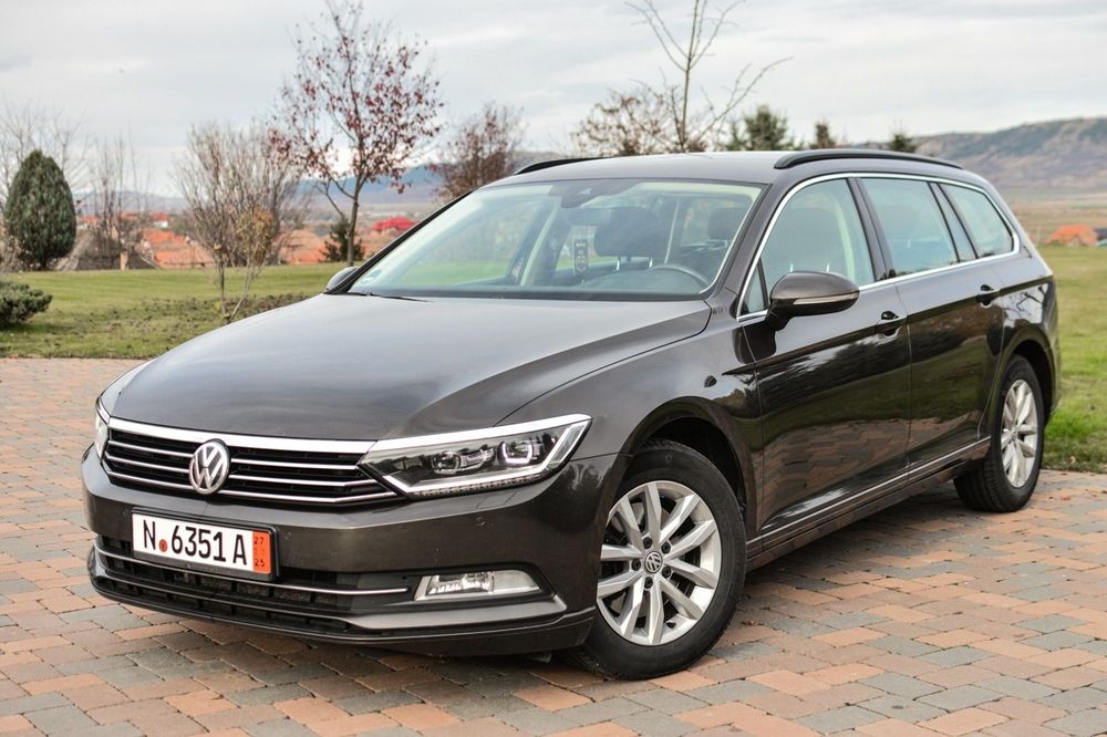 Volkswagen Passat 2,0l DSG 2017 head display, line assist